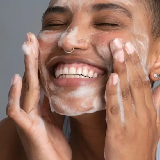 Neutrogena Hydro Boost Hydrating Gel Facial Cleanser with Hyaluronic Acid - Fragrance Free - 16 fl oz image {4}