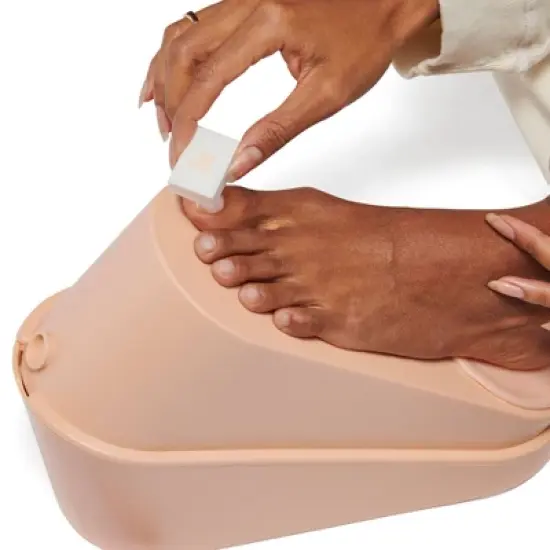 Olive & June Nail Buffer - 3pk image {2}