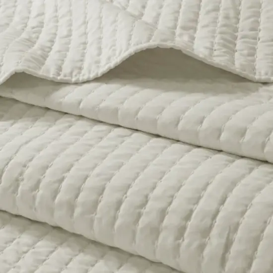 Madison Park Mitchell Reversible Coverlet Set image {6}