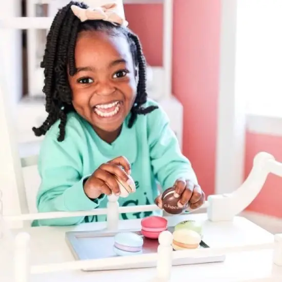 Wordy Macaron English & French image {2}