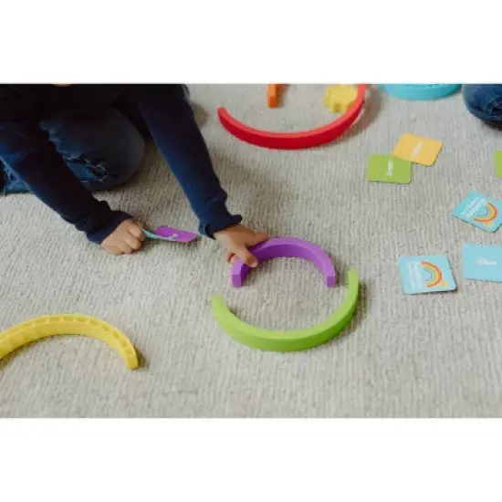 Chuckle & Roar Mini Rainbow Stacker Kids' Puzzle - 8pc image {4}