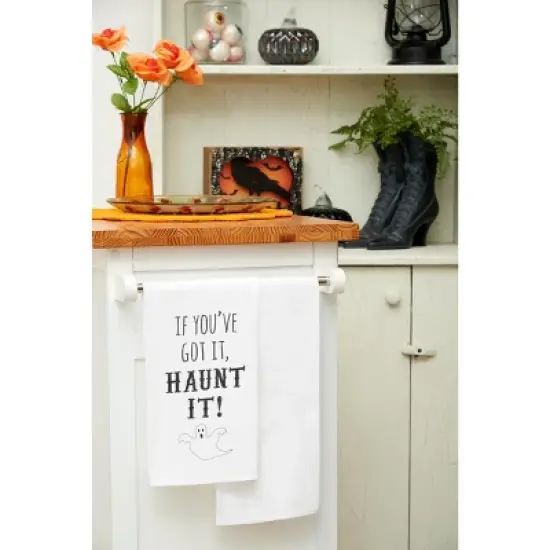 C&F Home If You've Got It, Haunt It Halloween Flour Sack Cotton Kitchen Towel image {1}