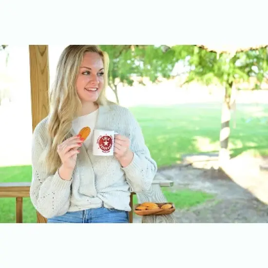 Lola Savannah Hazelnut Cr&egrave;me Ground Decaf Coffee - 32oz image {6}