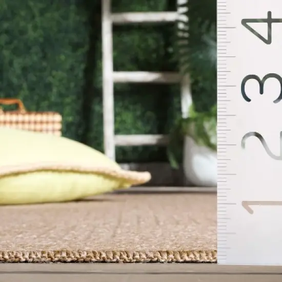 Retreat RTE258 Power Loomed UV Resistant, Stain Resistant, Non-Shedding Indoor/Outdoor Rugs - Safavieh image {4}