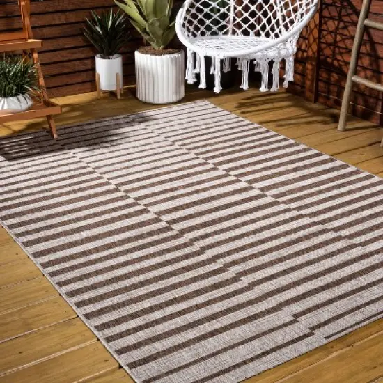 Sukie Modern Offset Stripe Indoor/Outdoor Area Rug - JONATHAN Y image {4}