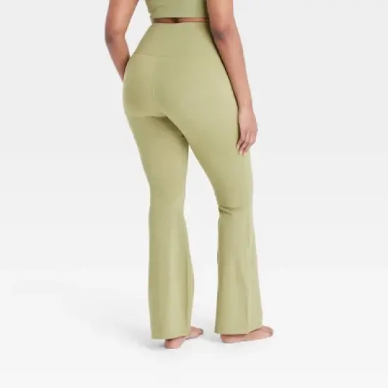 Women's Brushed Sculpt Ultra High-Rise Flare Leggings - All in Motion&trade; image {3}