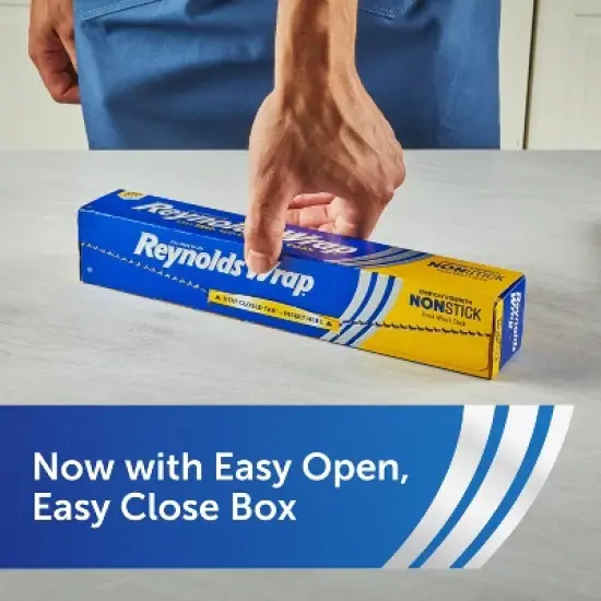 Reynolds Wrap Non-Stick Aluminum Foil - 130 sq ft image {2}