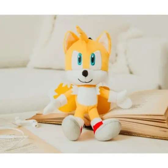 Sonic the Hedgehog 8-Inch Character Plush Toy | Tails image {2}