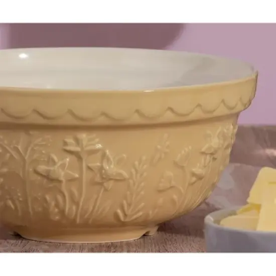 Mason Cash In The Meadow Daffodil Size 30 Mixing Bowl, 1.15 Quart image {1}