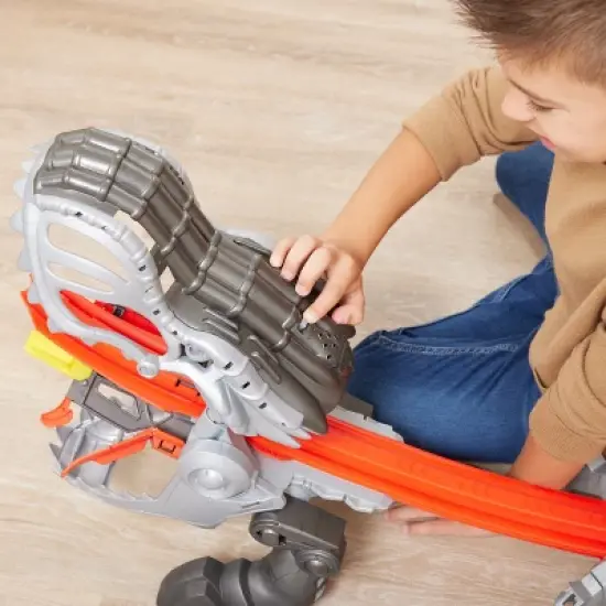 Monster Jam 1:64 Scale ThunderRoarus Playset image {7}