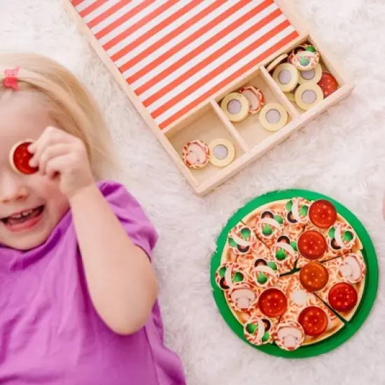 Melissa & Doug Pizza Party Wooden Play Food Set image {5}