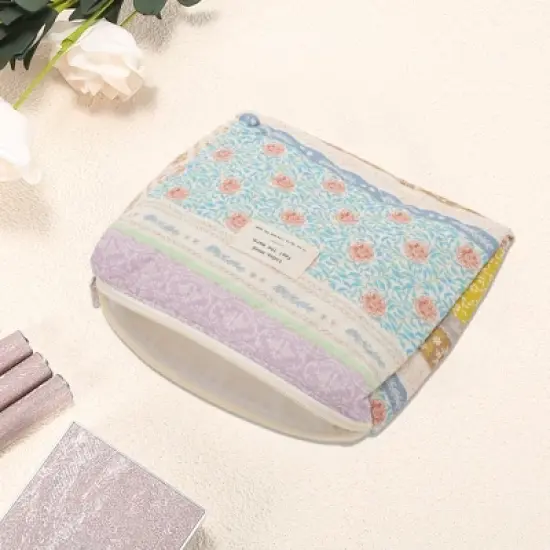 Unique Bargains Durable Ditsy Floral Handheld Quilting Makeup Bag Colorful 1 Pc image {2}