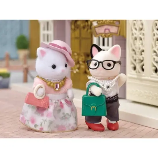 Calico Critters Persian Cat Fashion Playset image {1}