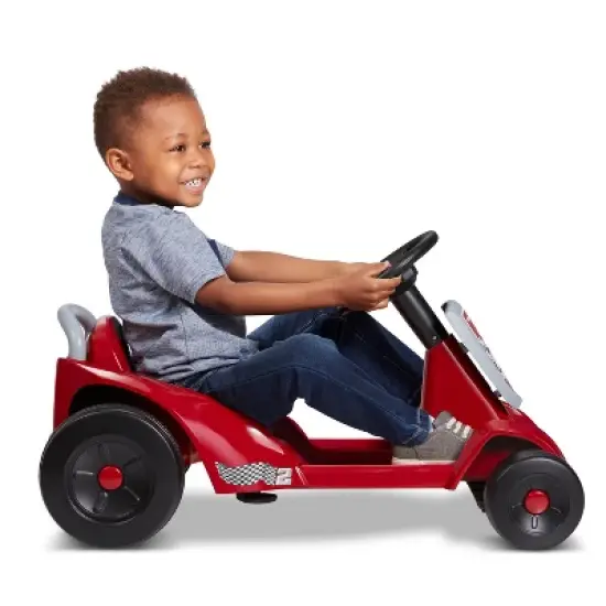 Radio Flyer 6V Kids' Grow Kart Powered Ride-On image {2}