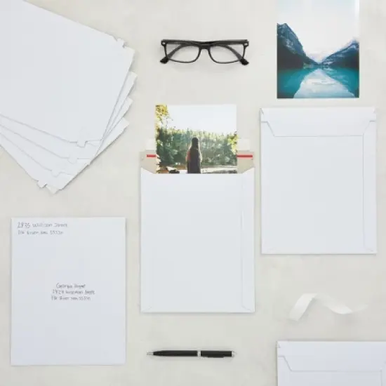 Juvale 100-Pack Stay Flat Rigid Mailers with Self Adhesive Seal, Bulk White Cardboard Envelopes for Shipping, 7 x 9 in image {1}