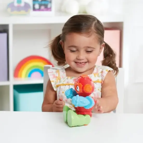 Kidoozie Lights n Sounds Robot, Engages Imagination and Fine Motor Skills, 12 months and up image {4}