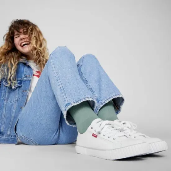 Levi's Womens Anika C Logo Classic Sporty Fashion Sneaker Shoe image {6}