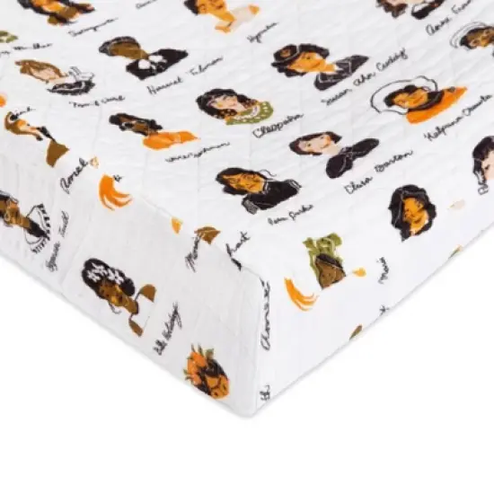 Babyletto Women In History Quilted Muslin Changing Pad Cover - White image {7}