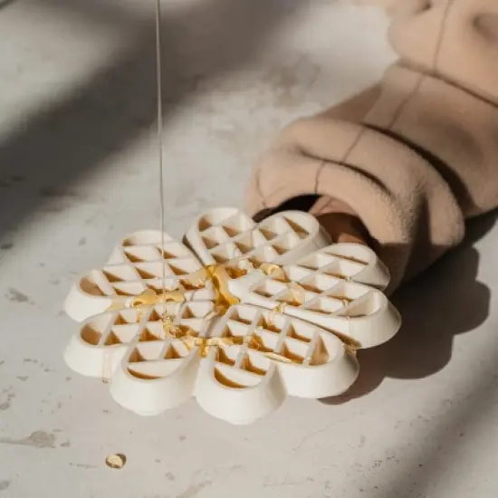 Dexypaws: Hide & Seek Slow Feeder, Buttercream, Meal & Treat Feeding image {3}