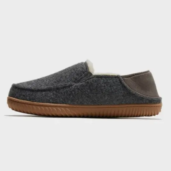 dluxe by dearfoams Men's Adan Felted Closed Back Loafer Slippers image {1}