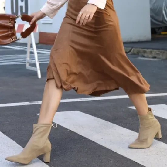 Allegra K Women's Pointed Toe Zipper Chunky Heels Ankle Boots image {1}