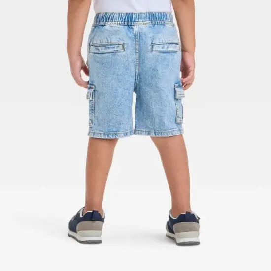 Toddler Boys' Pull-On Denim Cargo Shorts - Cat & Jack&trade; Light Wash image {1}