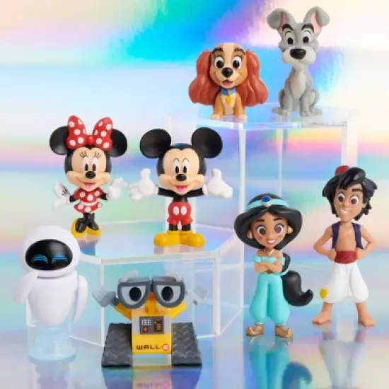 Disney100 Years of Love Celebration Collection Figure Pack image {3}