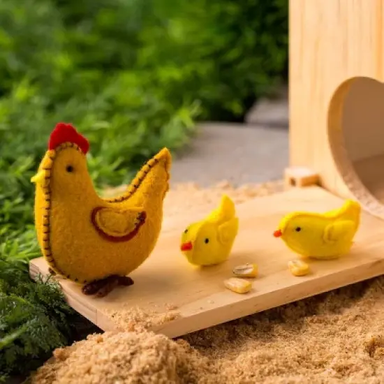 Magic Cabin - Felt Chickens Play Set for Kids Imaginative Play image {6}