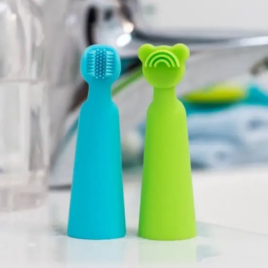 oogiebear Fingerbrush and Tongue Scraper image {2}