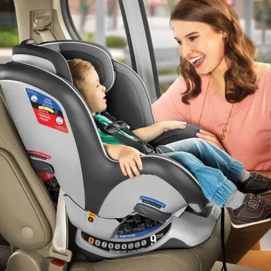 Chicco Convertible Car Seat - Carbon image {2}