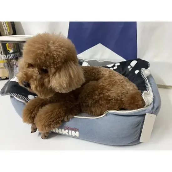 Kritter Planet Waterproof Blanket for Dogs Cats, Washable Furniture Protector Reversible Fleece Couch Cover, Ideal for Indoor Outdoor Use image {2}