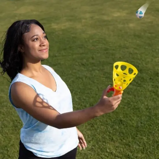 Chuckle & Roar Super Pop Launchers image {6}