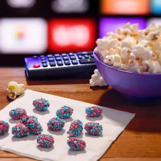 Nerds Candy Gummy Clusters - 8oz image {5}