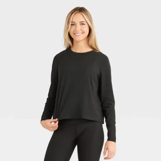 Wander by Hottotties Women's Naomi Crewneck Athletic Top image {2}