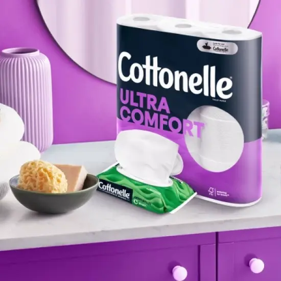Cottonelle Ultra ComfortCare Strong Toilet Paper image {2}