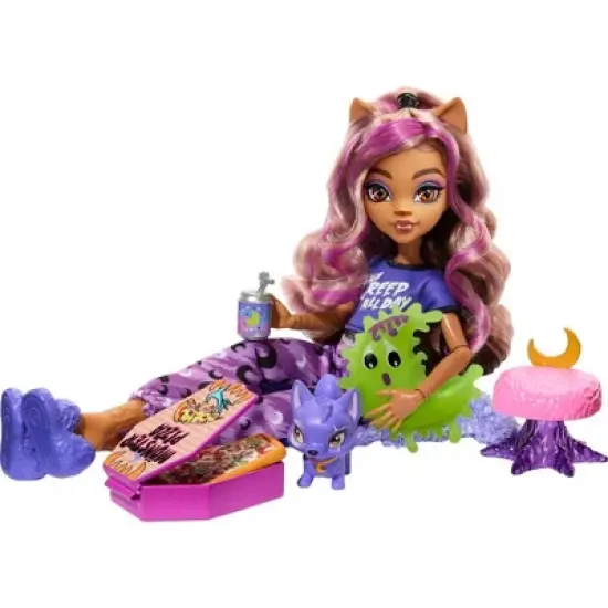 Monster High Creepover Party -  Clawdeen Wolf Doll image {4}