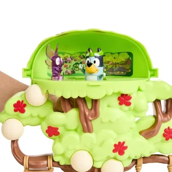 Bluey Treehouse Playset image {13}