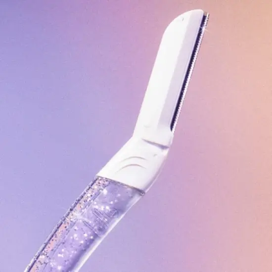 Billie Sparkle Dermaplaning Starter Kit - Reusable Handle + 3 Refill Blades image {1}