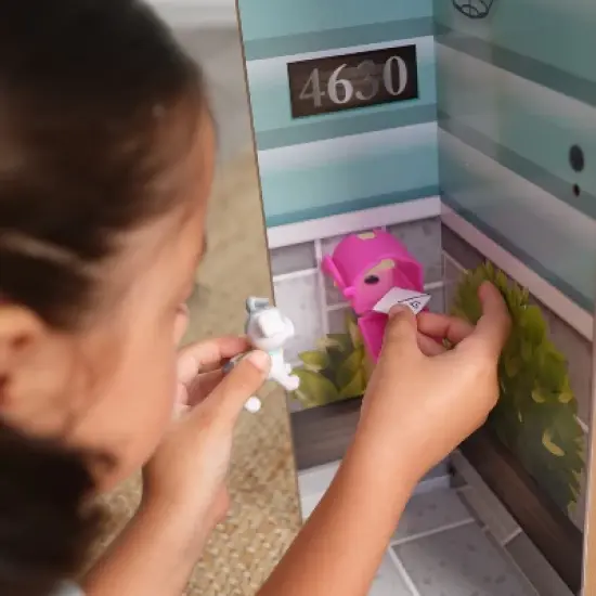 KidKraft Purrfect Pet Wooden Dollhouse image {9}