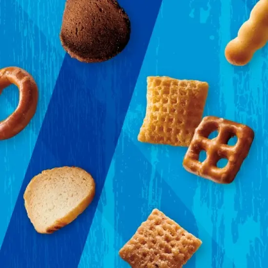 Chex Mix Traditional Large - 13.5oz image {1}
