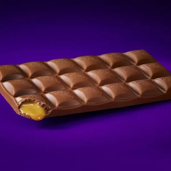 Cadbury Dairy Milk Caramello Milk Chocolate and Caramel Bar Candy - 4oz image {4}