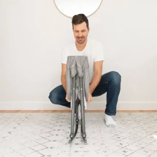 Baby Delight Slumber Deluxe Portable Rocking Bassinet image {6}