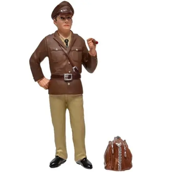 Remembering Pearl Harbor Figure III For 1:18 Scale Models by American Diorama image {1}