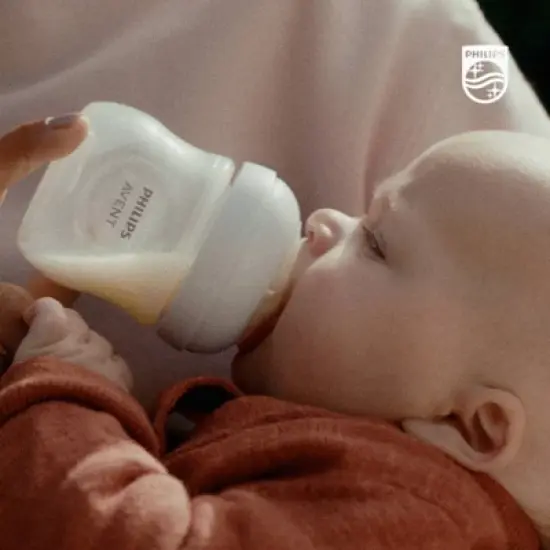 Philips Avent Natural Baby Bottle with Natural Response Nipple - Clear - 9oz image {28}