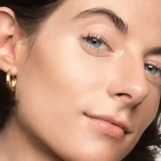 Versed Weekend Glow Daily Brightening Solution image {3}