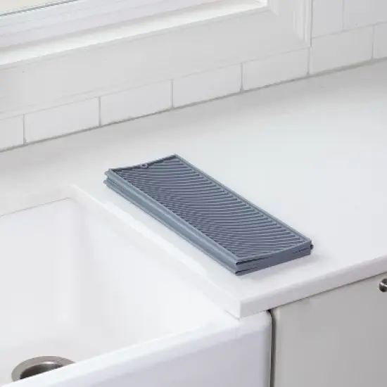 Better Houseware Expandable Silicone Drying Mat in Gray image {7}