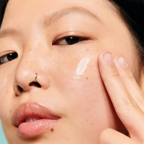 Benefit Cosmetics Women's The Porefessional Smooth Sip Lightweight Gel-Cream Moisturizer - 2.29oz - Ulta Beauty image {3}