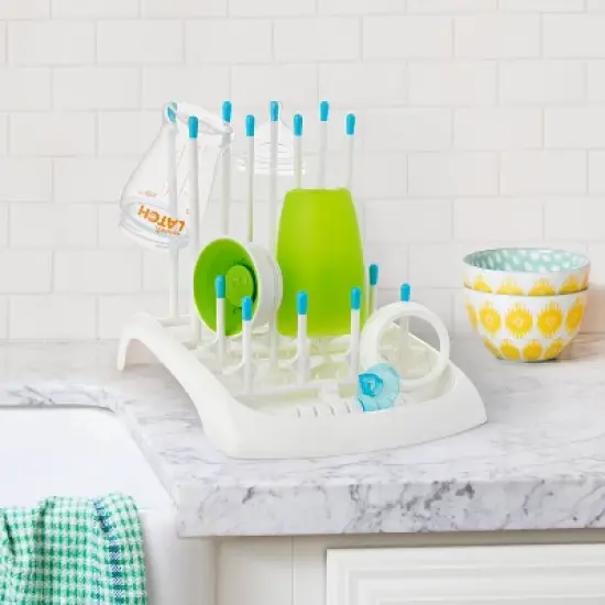 Munchkin Fold Cup and Bottle Drying Rack - White image {1}
