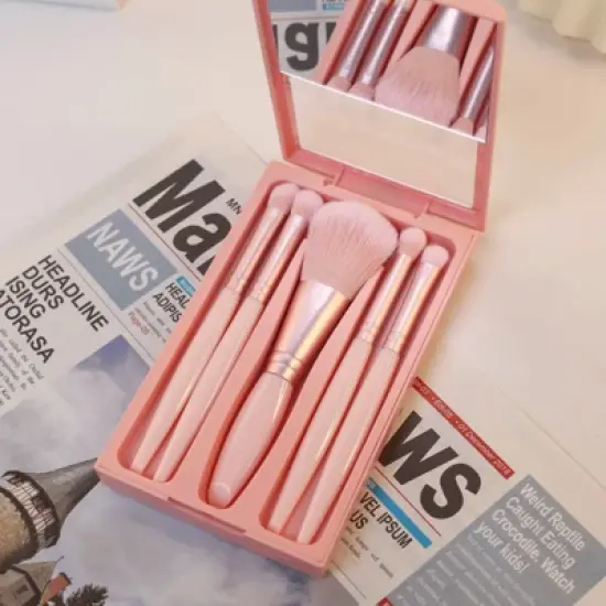 BABYYER Travel Size Makeup Brushes Set, Mini Complete Function Makeup Brush Set with Case and Mirror, for On The Go image {7}