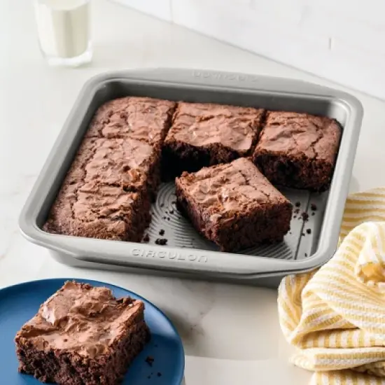 Circulon 9" Square Cake Pan Gray image {5}